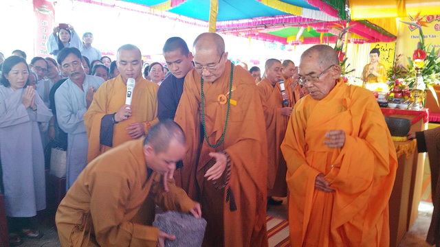 Lễ đặt đá trùng tu chùa Phước Thành.