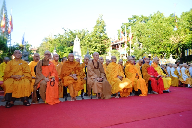 Khánh Hòa: Trang nghiêm cử  hành Đại lễ Phật Đản PL.2562