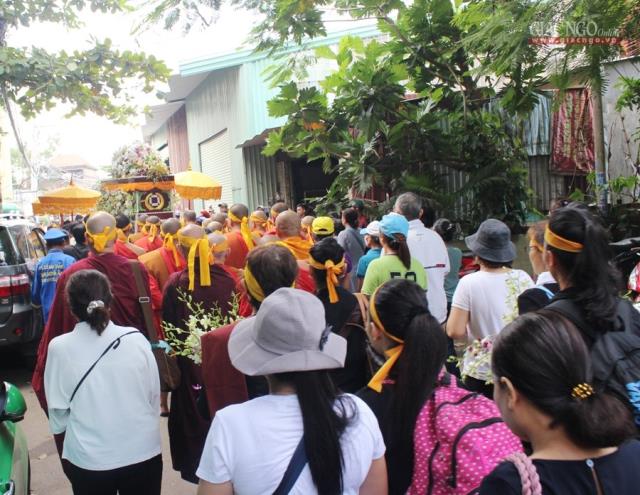 Cung tiễn kim quan TT. Thích Thiện Minh về Vĩnh Long