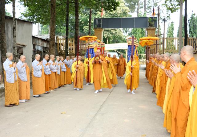 Bình Dương: Buổi pháp thoại của HT. Thích Giác Toàn