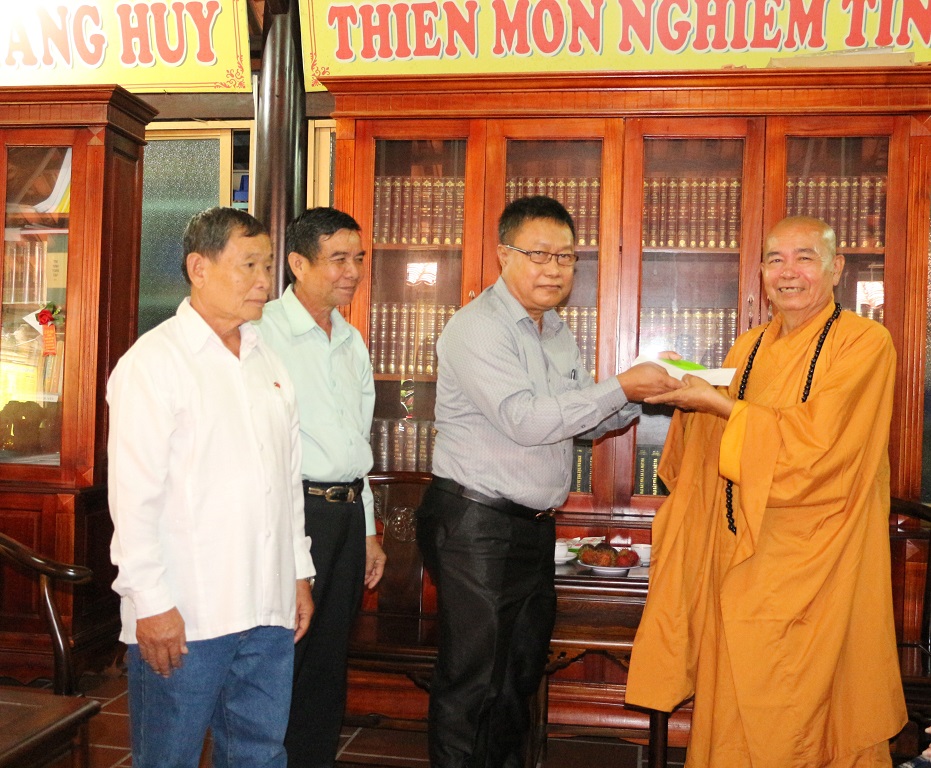 Bình Dương: Ban Trị sự GHPGVN tỉnh tiếp và làm việc với đoàn UBMTTQ xây dựng Lào, tỉnh Champasak