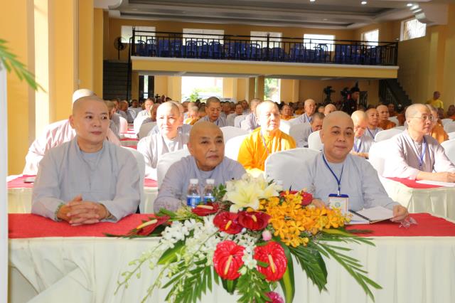 Bình Dương: Buổi Chia Sẻ Về Khái Niệm Một Số Quy Tắc Trong Quản Lý Hành Chánh