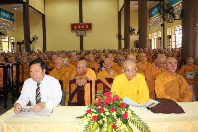 Bình Dương: Lễ Bế giảng khóa An cư kiết hạ tại chùa Hội Khánh
