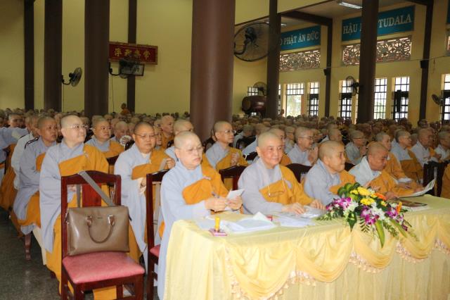 Bình Dương: Lễ Bế giảng khóa An cư kiết hạ tại chùa Hội Khánh