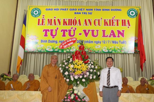 Bình Dương: Lễ Bế giảng khóa An cư kiết hạ tại chùa Hội Khánh