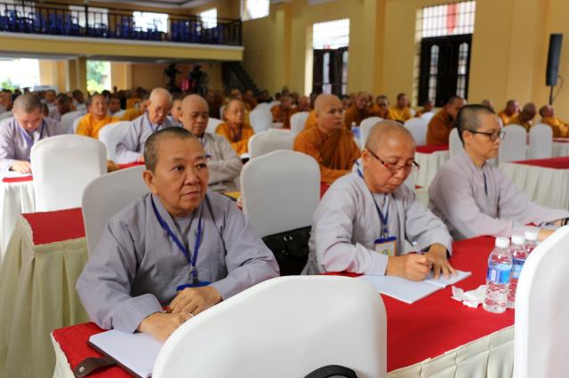 Bình Dương: Buổi Chia Sẻ Về Khái Niệm Một Số Quy Tắc Trong Quản Lý Hành Chánh