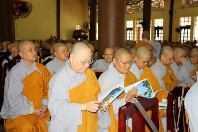 Bình Dương: Lễ Bế giảng khóa An cư kiết hạ tại chùa Hội Khánh