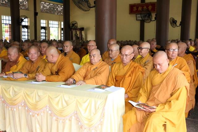 Bình Dương: Buổi pháp thoại của HT. Thích Giác Toàn