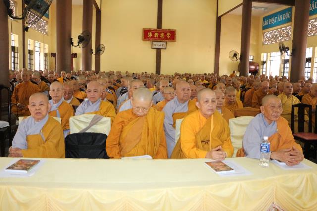 Bình Dương: Buổi pháp thoại của HT. Thích Giác Toàn