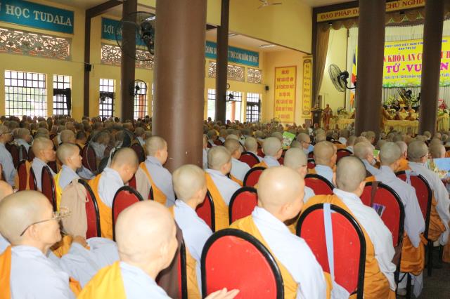 Bình Dương: Lễ Bế giảng khóa An cư kiết hạ tại chùa Hội Khánh