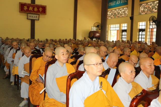 Bình Dương: Lễ Bế giảng khóa An cư kiết hạ tại chùa Hội Khánh