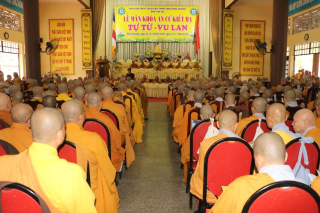 Bình Dương: Lễ Bế giảng khóa An cư kiết hạ tại chùa Hội Khánh