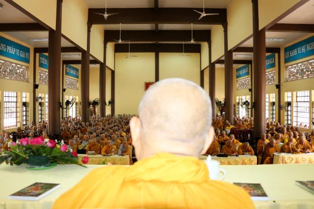 Bình Dương: Buổi pháp thoại của HT. Thích Giác Toàn
