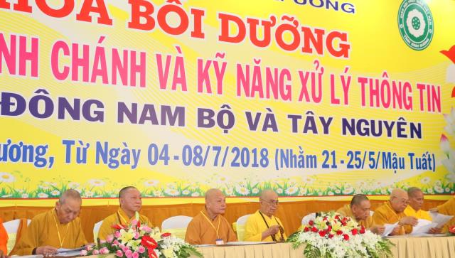 BD: Khai mạc khóa bồi dưỡng nghiệp vụ hành chánh và kỹ năng xử lý thông tin