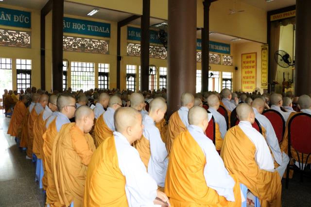 Bình Dương: Buổi pháp thoại của HT. Thích Giác Toàn