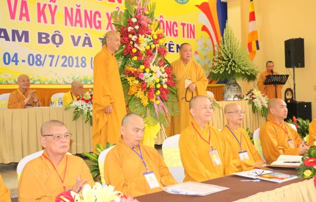 BD: Khai mạc khóa bồi dưỡng nghiệp vụ hành chánh và kỹ năng xử lý thông tin