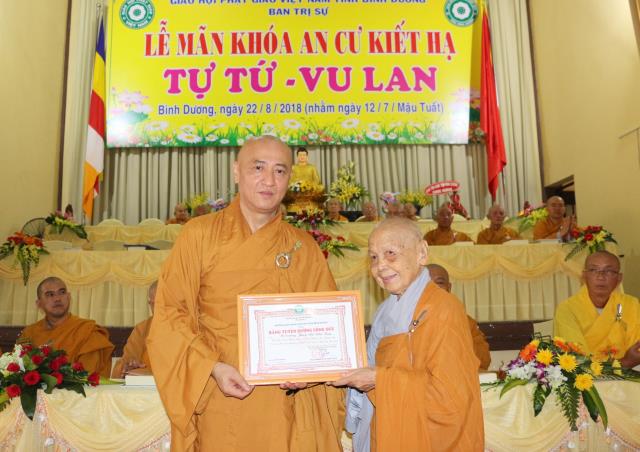 Bình Dương: Lễ Bế giảng khóa An cư kiết hạ tại chùa Hội Khánh