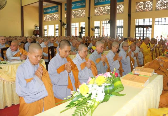 Bình Dương: Lễ Bế giảng khóa An cư kiết hạ tại chùa Hội Khánh