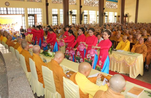 Bình Dương: Lễ Bế giảng khóa An cư kiết hạ tại chùa Hội Khánh