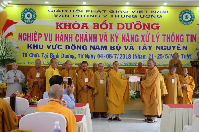 Bình Dương: Bế Mạc Khóa Bồi Dưỡng Nghiệp Vụ Hành Chánh Và Kỹ Năng Xử Lý Thông Tin