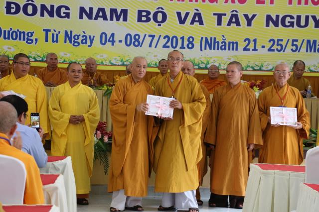 Bình Dương: Bế Mạc Khóa Bồi Dưỡng Nghiệp Vụ Hành Chánh Và Kỹ Năng Xử Lý Thông Tin