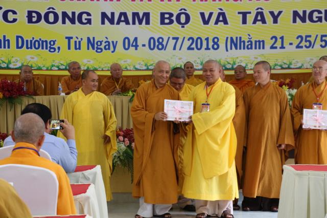 Bình Dương: Bế Mạc Khóa Bồi Dưỡng Nghiệp Vụ Hành Chánh Và Kỹ Năng Xử Lý Thông Tin