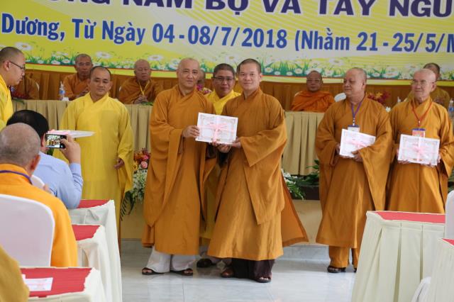 Bình Dương: Bế Mạc Khóa Bồi Dưỡng Nghiệp Vụ Hành Chánh Và Kỹ Năng Xử Lý Thông Tin