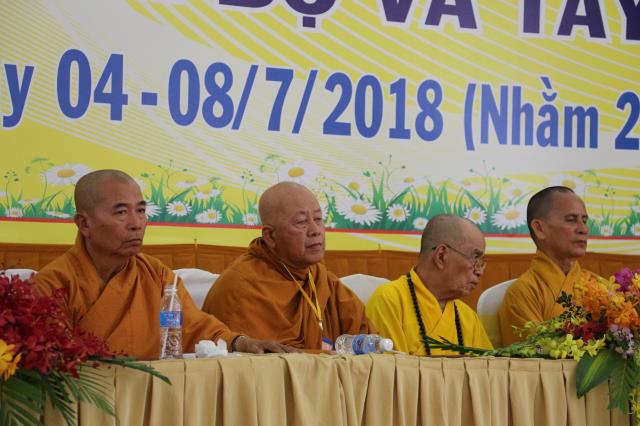 Bình Dương: Bế Mạc Khóa Bồi Dưỡng Nghiệp Vụ Hành Chánh Và Kỹ Năng Xử Lý Thông Tin
