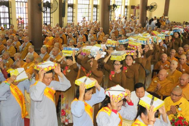 Bình Dương: Lễ Bế giảng khóa An cư kiết hạ tại chùa Hội Khánh