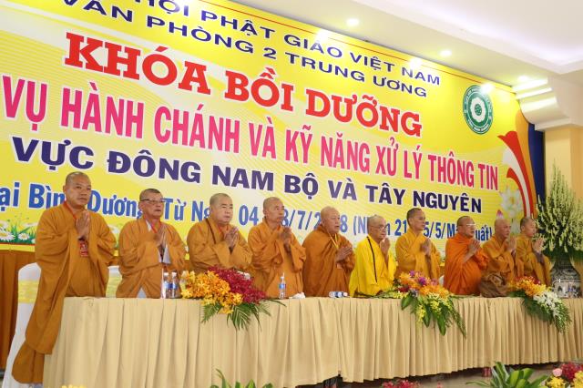 Bình Dương: Bế Mạc Khóa Bồi Dưỡng Nghiệp Vụ Hành Chánh Và Kỹ Năng Xử Lý Thông Tin
