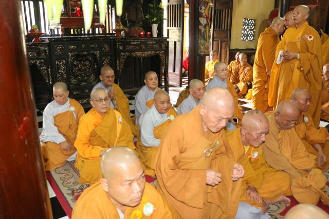 Bình Dương: Lễ Bế giảng khóa An cư kiết hạ tại chùa Hội Khánh