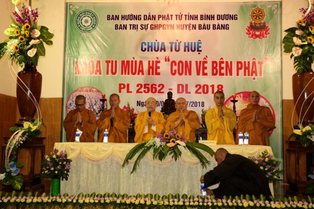 BTS Phật giáo huyện Bàu Bàng khai mạc khoá tu mùa hè dành cho thanh thiếu niên Phật tử.