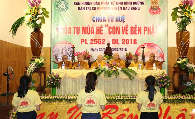 BTS Phật giáo huyện Bàu Bàng khai mạc khoá tu mùa hè dành cho thanh thiếu niên Phật tử.
