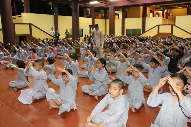 Bình Dương: Ấn tượng Khóa tu mùa hè “Về Lại Quan Âm” lần thứ 4