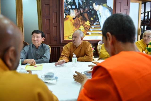 Việt Nam chính thức được chuyển giao quyền đăng cai Đại lễ Phật đản LHQ 2019 (United Nations Day of Vesak)