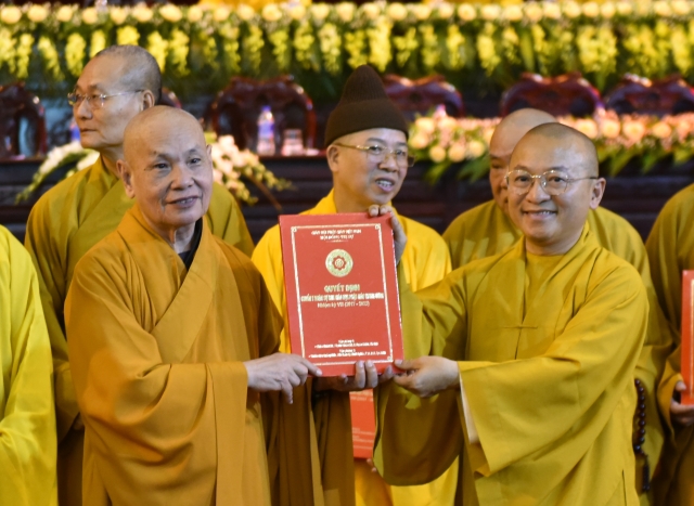 Hà Nội: Ban Giáo dục Phật giáo trung ương ra mắt nhân sự nhiệm kỳ VIII (2018-2022)