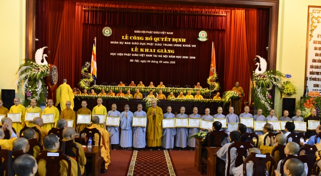 Hà Nội: Ban Giáo dục Phật giáo trung ương ra mắt nhân sự nhiệm kỳ VIII (2018-2022)