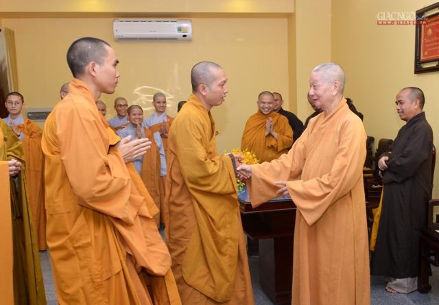 12 cựu Tăng Ni sinh Học viện được học bổng của Ấn Độ