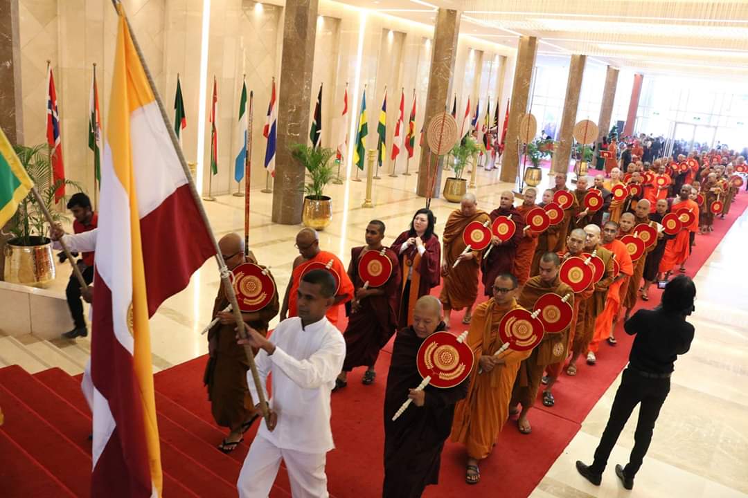 Tăng Ni sinh Việt Nam du học tại Sri Lanka tốt nghiệp các học phần Tiến Sĩ và Thạc Sĩ tại trường Đại Học Kelaniya