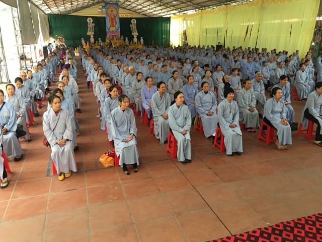 Thái Bình:  Đại lễ vía Phật A Di Đà tại chùa Từ Xuyên