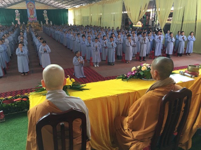 Thái Bình:  Đại lễ vía Phật A Di Đà tại chùa Từ Xuyên