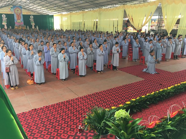 Thái Bình:  Đại lễ vía Phật A Di Đà tại chùa Từ Xuyên