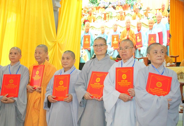 TP.Hồ Chí Minh:Lễ tổng kết công tác Phật sự 2018  Công bố quyết định nhân sự Phân ban Ni giới TƯ - NK VIII