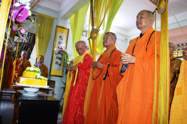 Khánh Hòa:  Tưởng niệm   Tiểu tường   HT. Thích Trí Viên