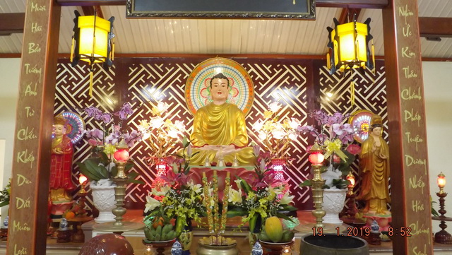 Khánh Hoà: Chùa Minh Đức tổ chức khóa tu cuối năm và tặng quà Tết