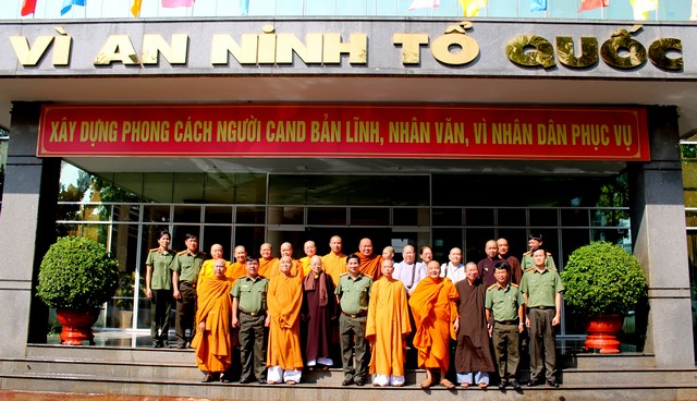 Đồng Nai: Ban trị sự chúc tết các cấp chính quyền