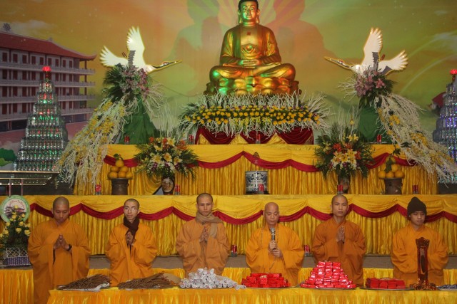Thái Bình:Không khí đón Tết Kỷ Hợi tại chùa Từ Xuyên