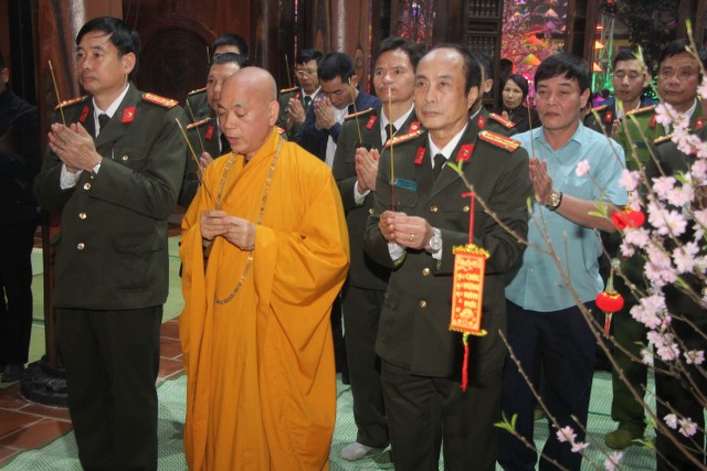 Thái Bình:Không khí đón Tết Kỷ Hợi tại chùa Từ Xuyên