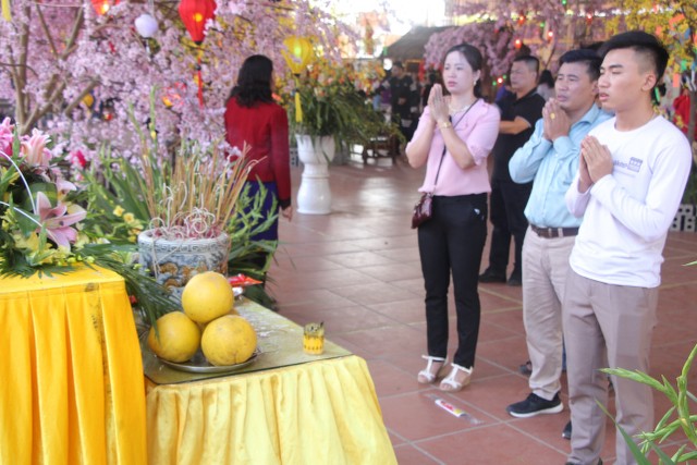 Thái Bình:Không khí đón Tết Kỷ Hợi tại chùa Từ Xuyên