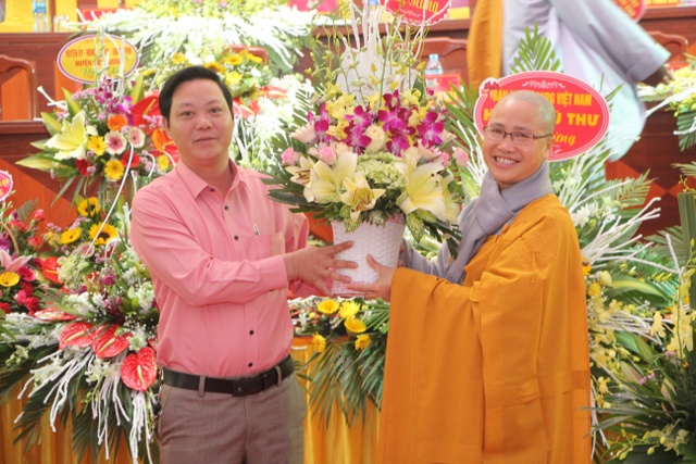 Trang nghiêm lễ tưởng niệm Thánh Tổ Kiều Đàm Di